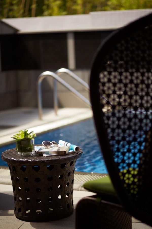 Dorsett Kwun Tong, Hong Kong Hotel Exterior foto